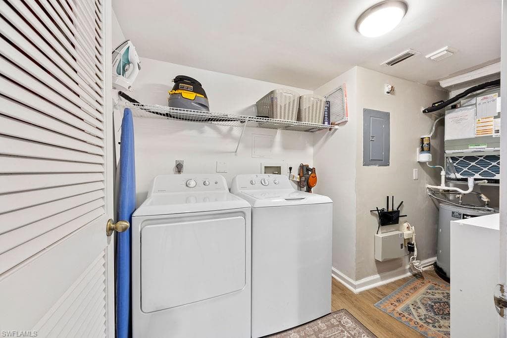 3705 Amberly Cir F102, Naples, FL 34112-23