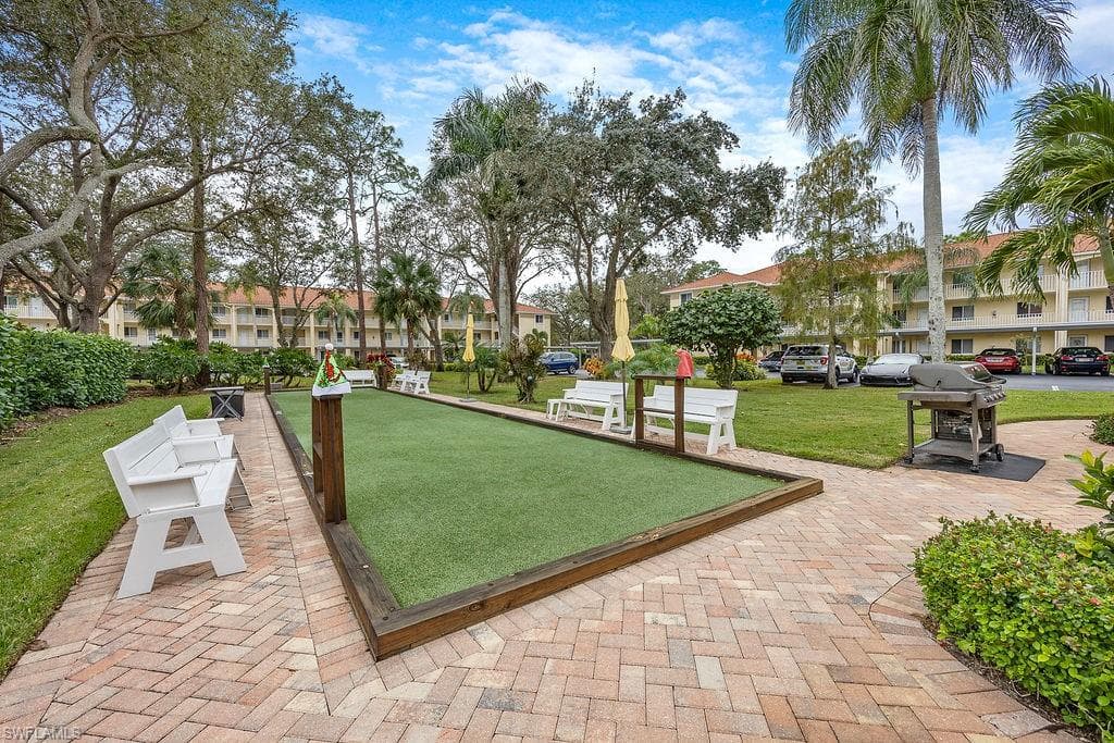 3705 Amberly Cir F102, Naples, FL 34112-34