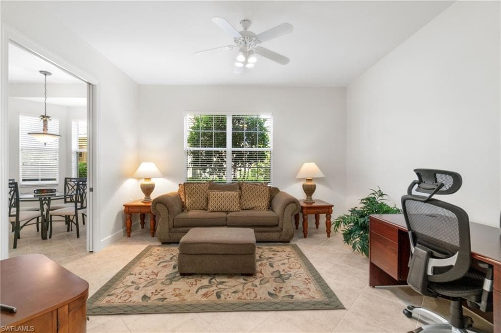 734 Regency Reserve Cir 2702, Naples, FL 34119-9
