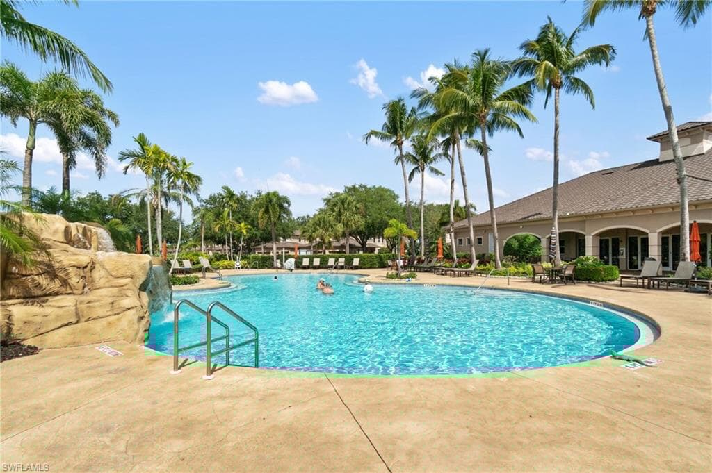 734 Regency Reserve Cir 2702, Naples, FL 34119-38