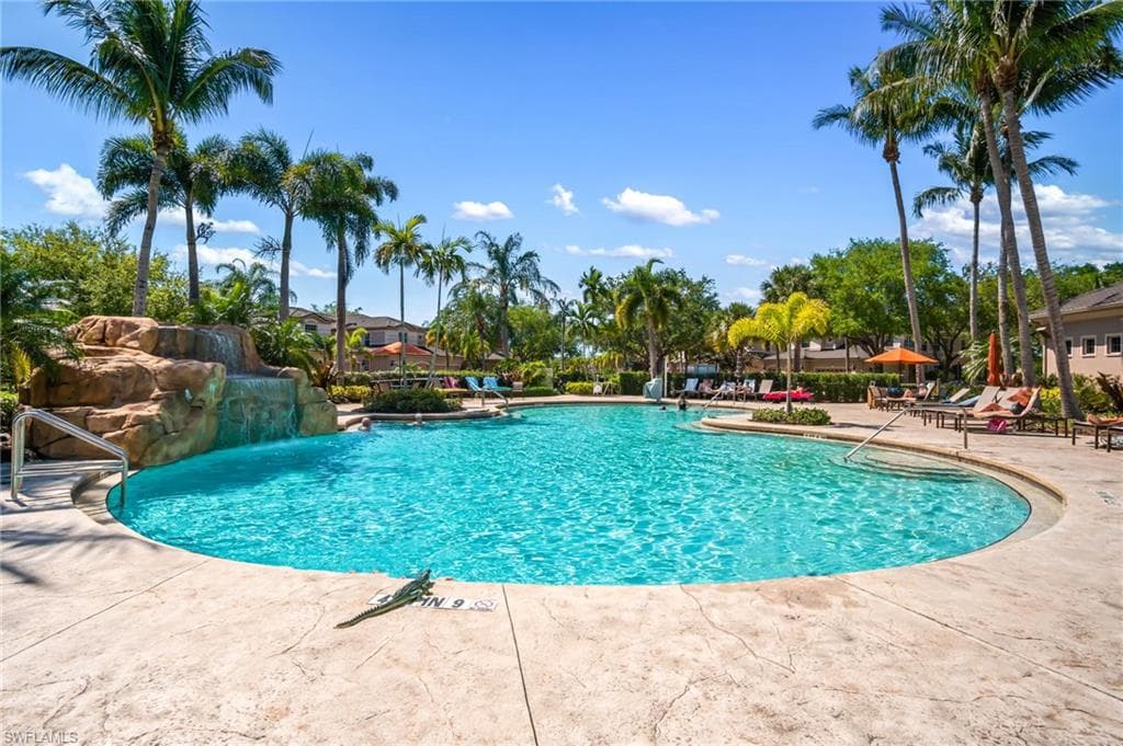734 Regency Reserve Cir 2702, Naples, FL 34119-48