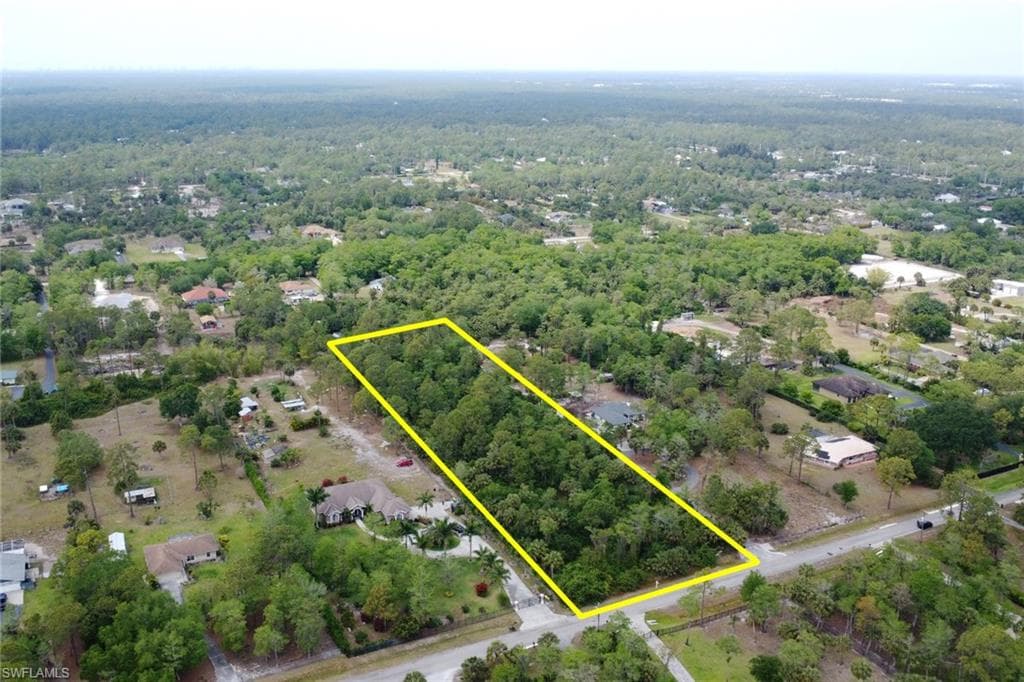 4xx 19th St SW, Naples, FL 34117-4