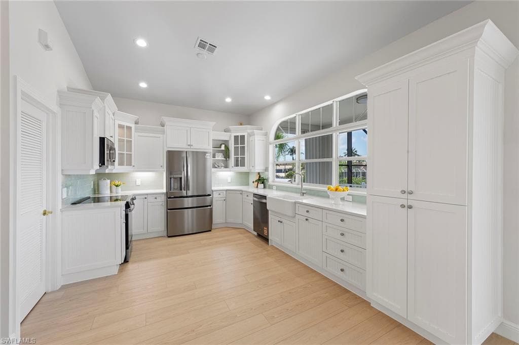 50 Sunset St, Marco Island, FL 34145-17