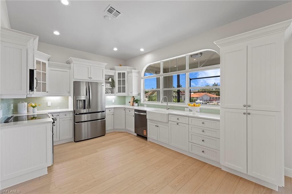 50 Sunset St, Marco Island, FL 34145-18