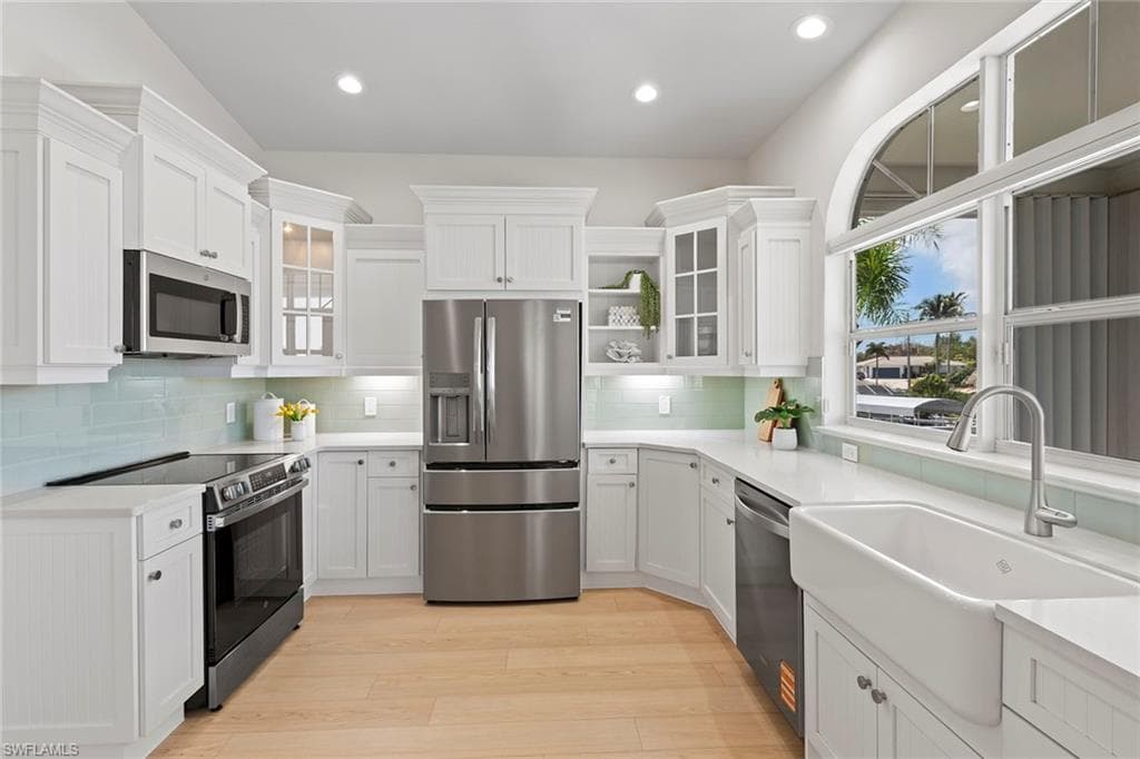 50 Sunset St, Marco Island, FL 34145-19