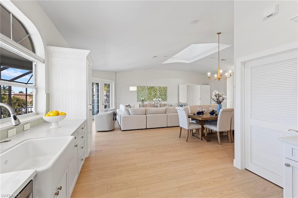 50 Sunset St, Marco Island, FL 34145-20