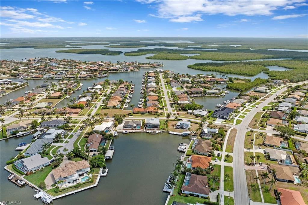 50 Sunset St, Marco Island, FL 34145-51