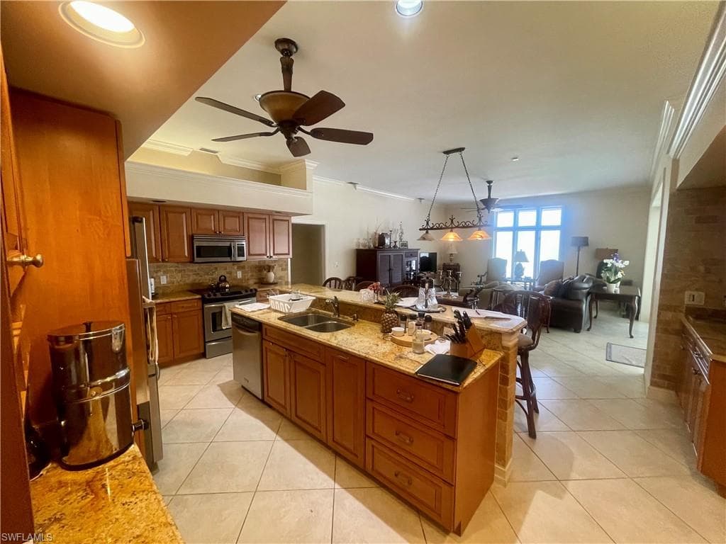 171 Muirfield Cir, Naples, FL 34113-12