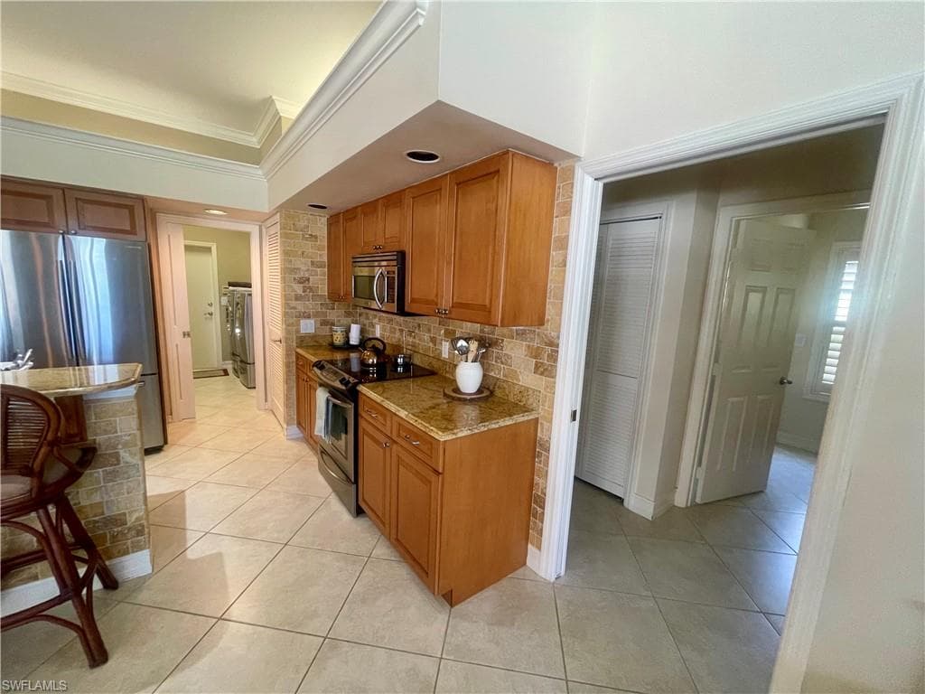 171 Muirfield Cir, Naples, FL 34113-13