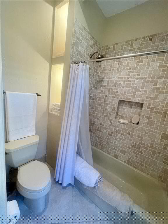 171 Muirfield Cir, Naples, FL 34113-23