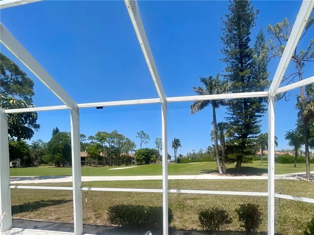 171 Muirfield Cir, Naples, FL 34113-8