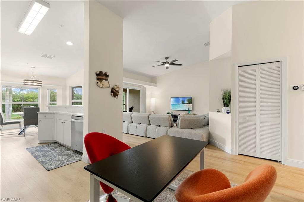 2855 Cypress Trace Cir 203, Naples, FL 34119-28