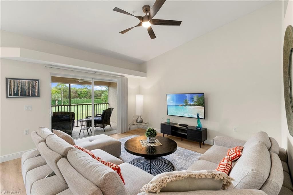 2855 Cypress Trace Cir 203, Naples, FL 34119-4