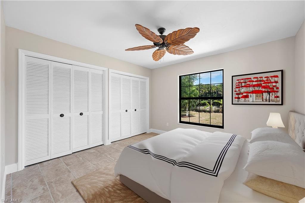 2521 Longboat Dr, Naples, FL 34104-21