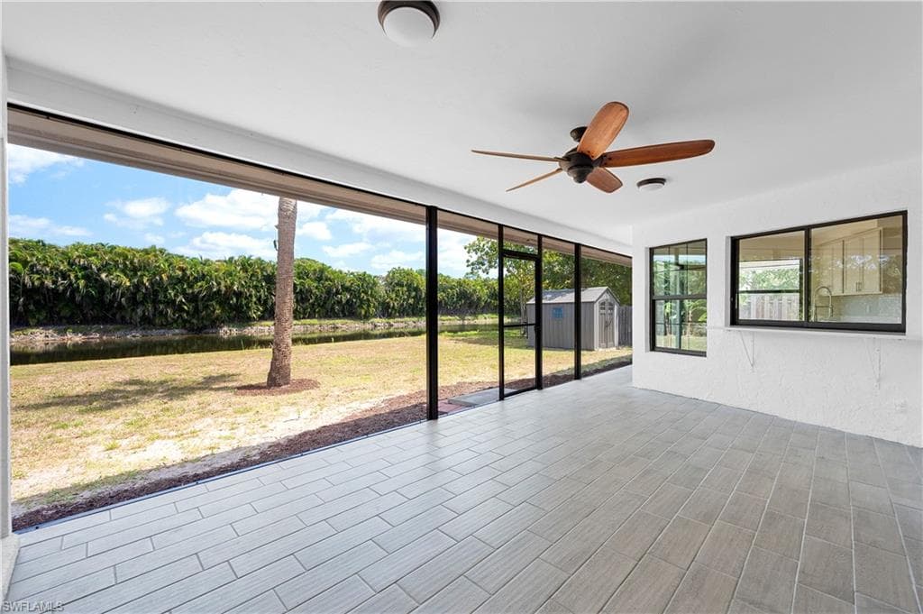 2521 Longboat Dr, Naples, FL 34104-6