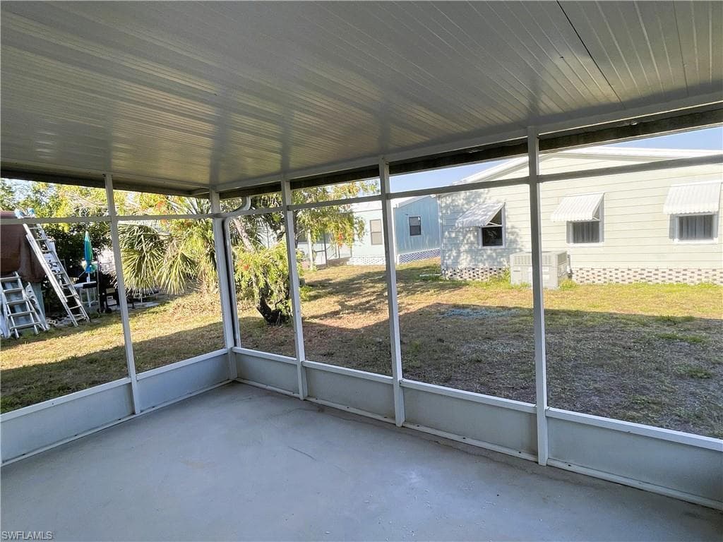 3158 Bunny Run Dr, North Fort Myers, FL 33917-14