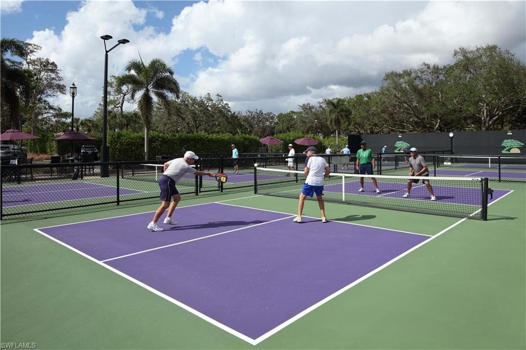 405 Courtside Dr D105, Naples, FL 34105-23