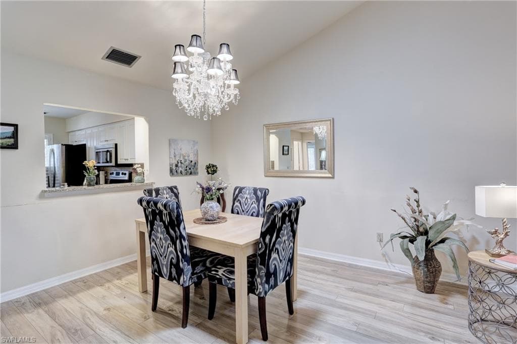 405 Courtside Dr D105, Naples, FL 34105-7
