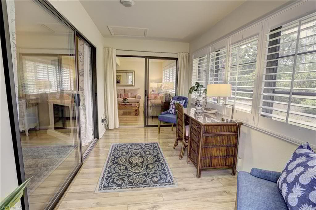 405 Courtside Dr D105, Naples, FL 34105-8