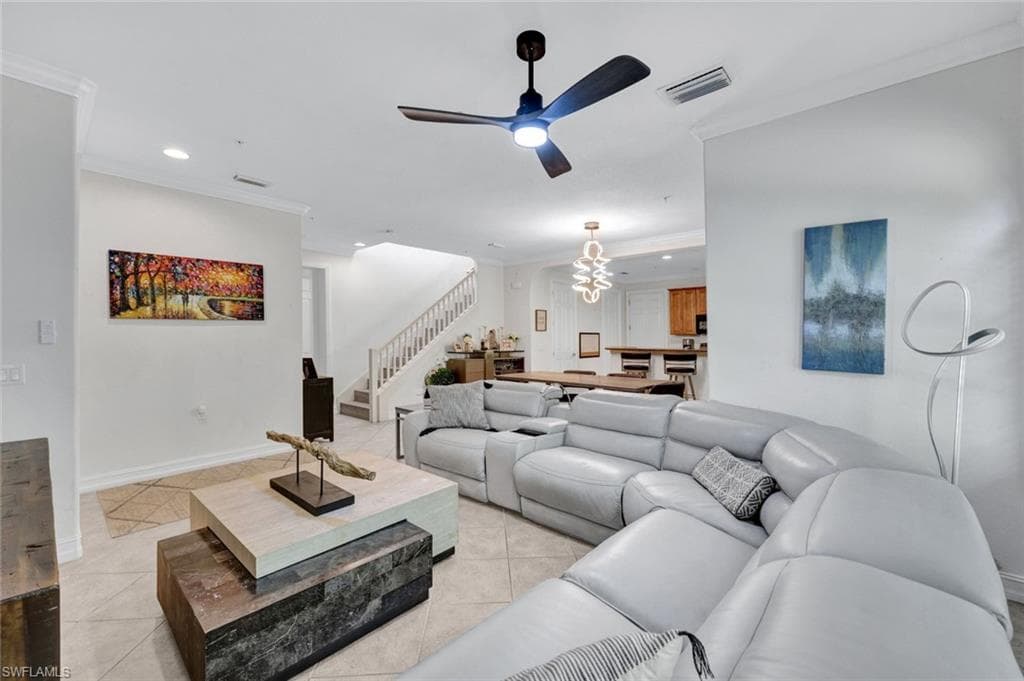 9145 Chula Vista St 13004, Naples, FL 34113-7