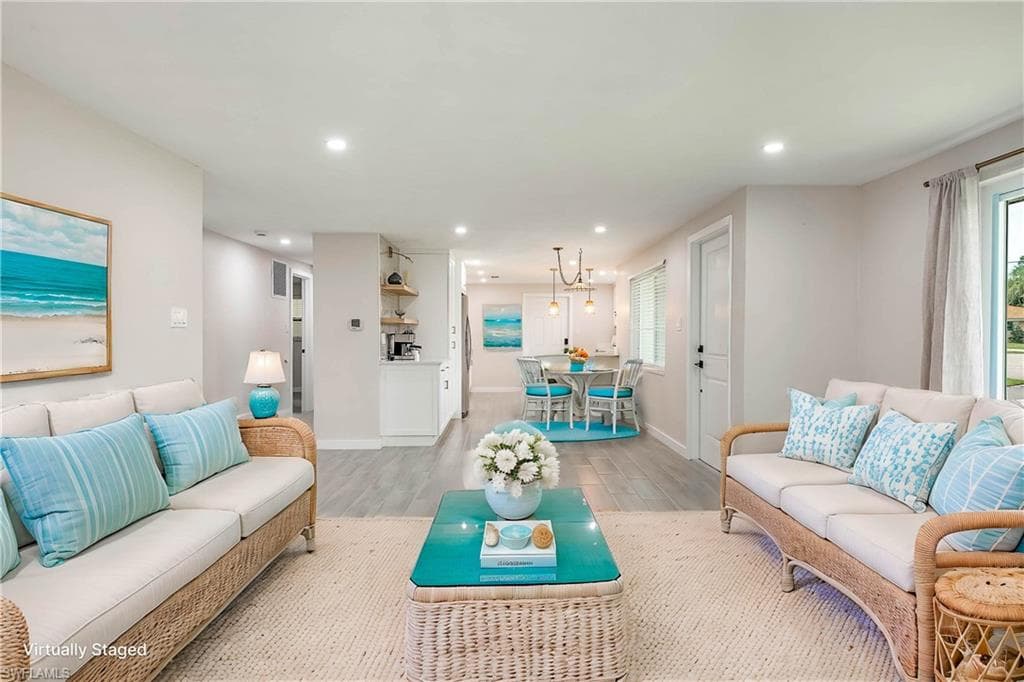 27525 Michigan St, Bonita Springs, FL 34135-4