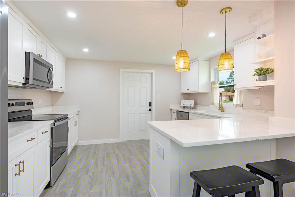 27525 Michigan St, Bonita Springs, FL 34135-6