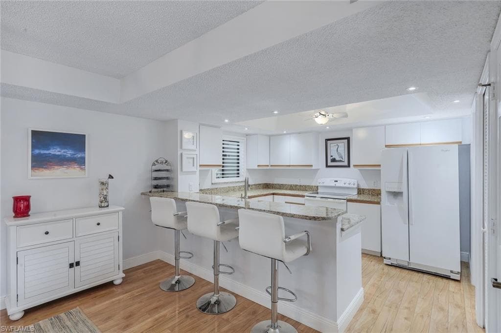 1609 Spoonbill Ln B, Naples, FL 34105-10