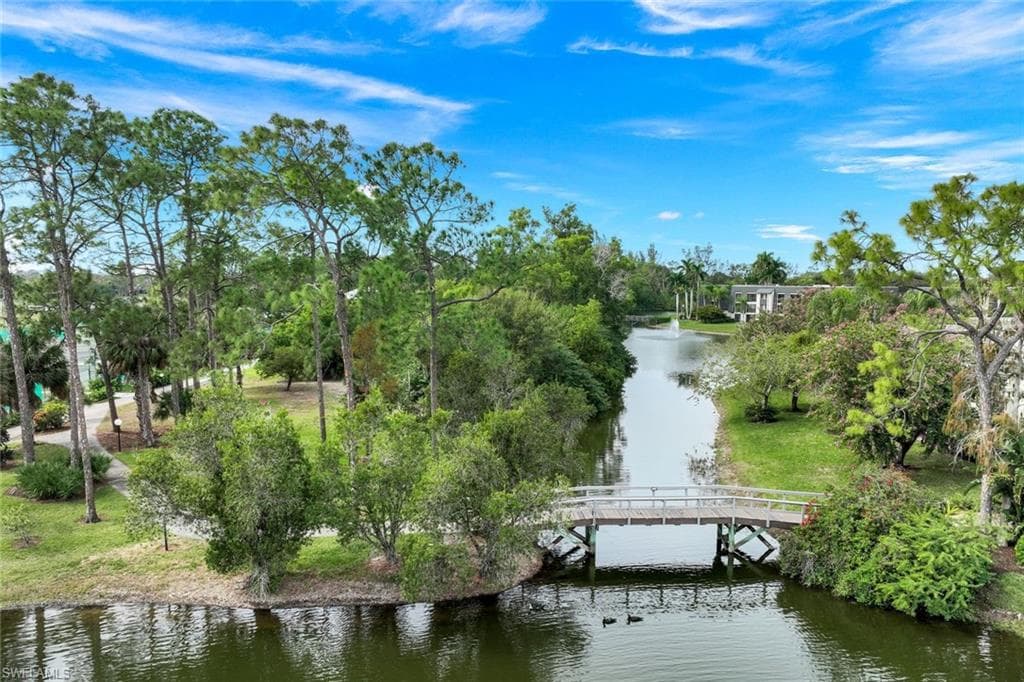 1609 Spoonbill Ln B, Naples, FL 34105-25