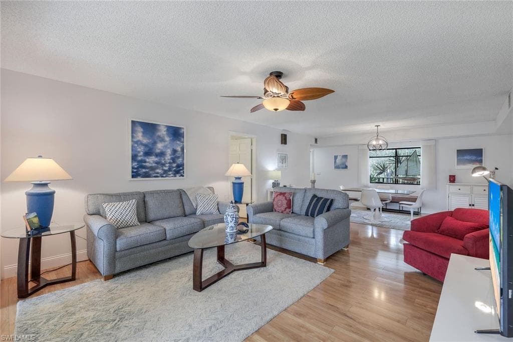 1609 Spoonbill Ln B, Naples, FL 34105-3