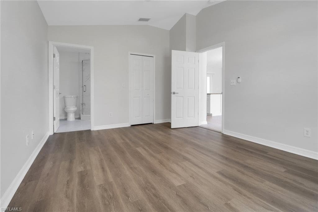 2575 39th Ave NE, Naples, FL 34120-7