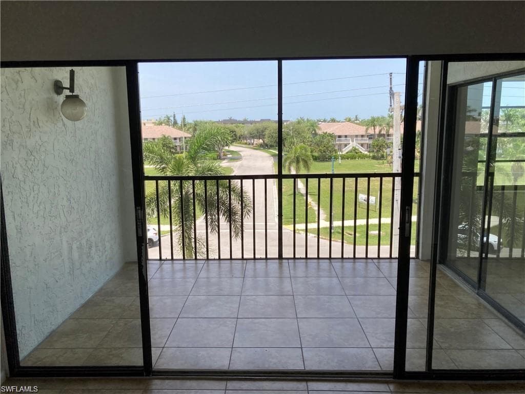 1024 Anglers Cv C403, Marco Island, FL 34145-9