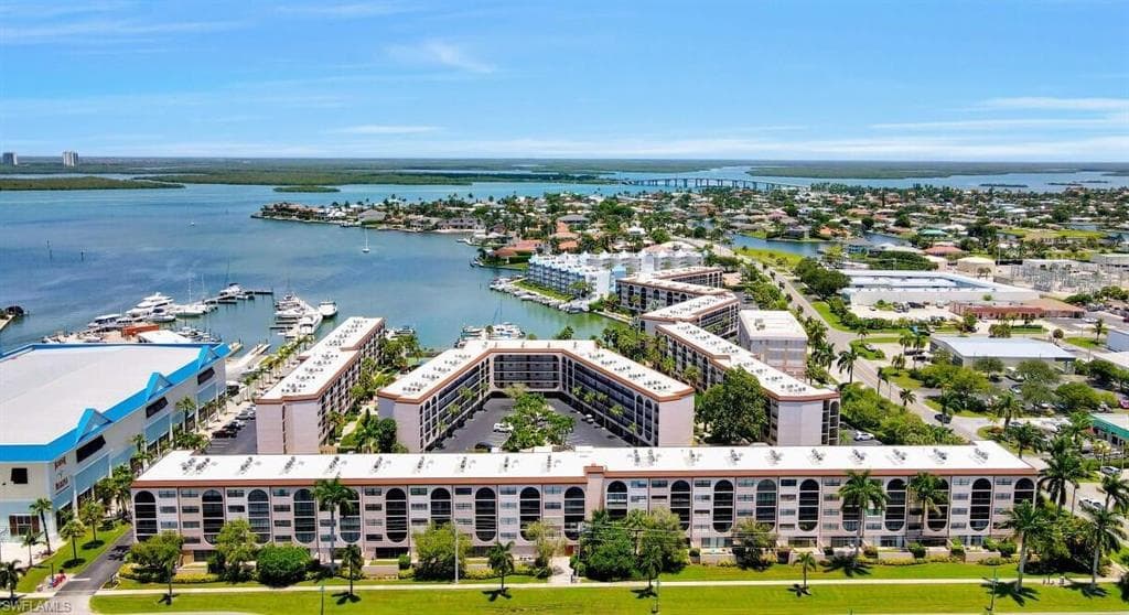 1024 Anglers Cv C403, Marco Island, FL 34145-2