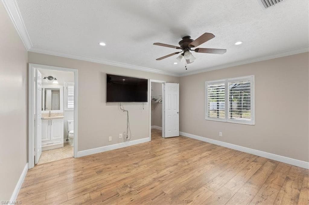2820 White Blvd, Naples, FL 34117-14
