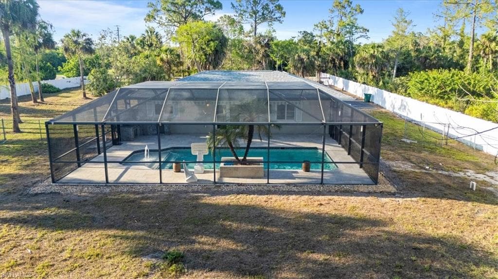 2820 White Blvd, Naples, FL 34117-21