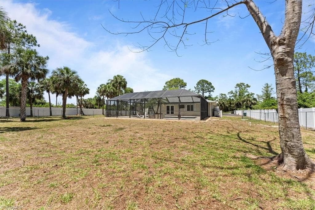 2820 White Blvd, Naples, FL 34117-24