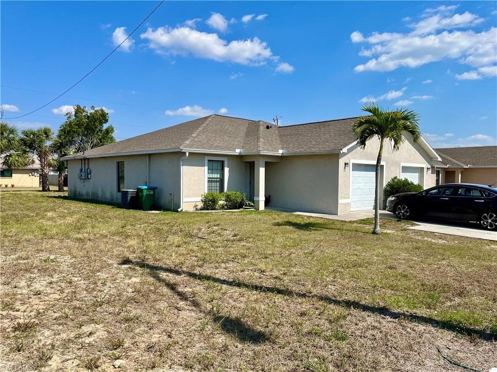 141/143 Santa Barbara Blvd, Cape Coral, FL 33991-4