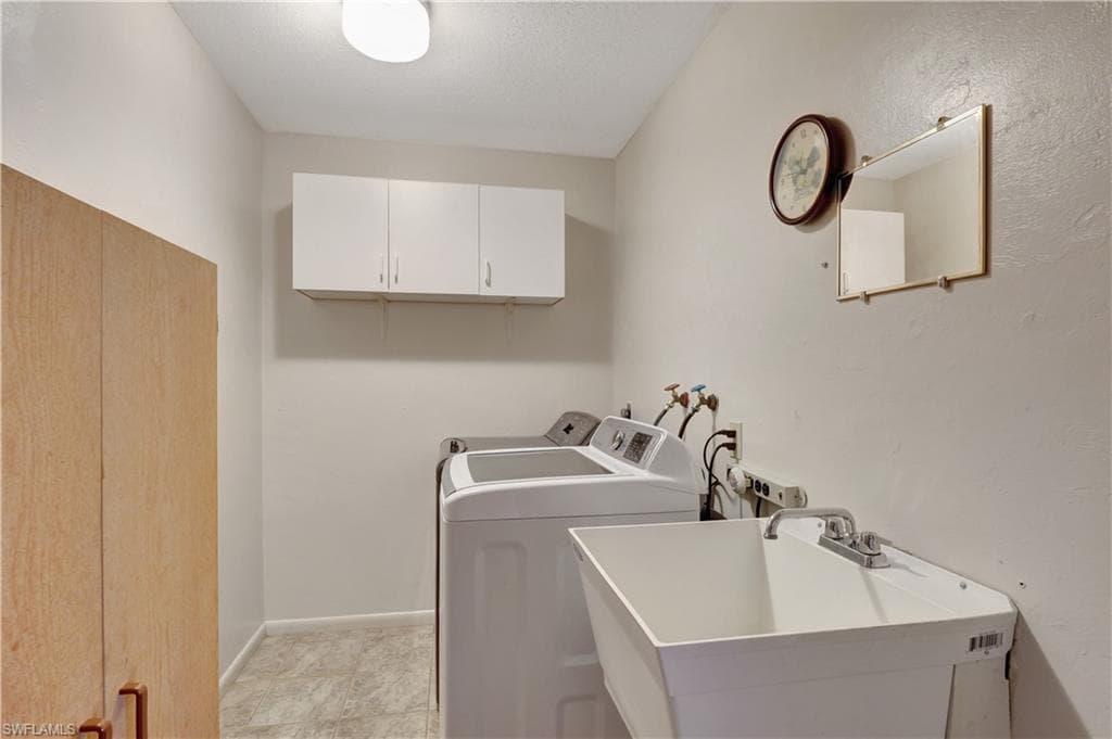 310 Lake Ave, Lehigh Acres, FL 33936-48