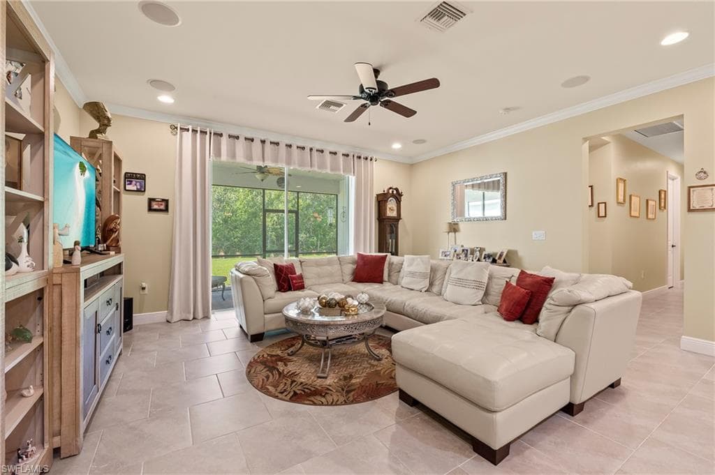 3865 Helmsman Dr, Naples, FL 34120-5
