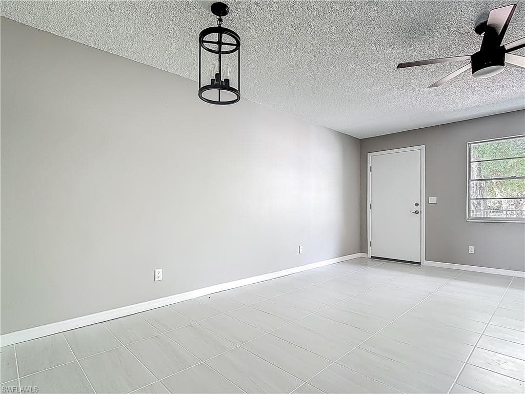 3225 Riverside Dr 63f, Fort Myers, FL 33916-13