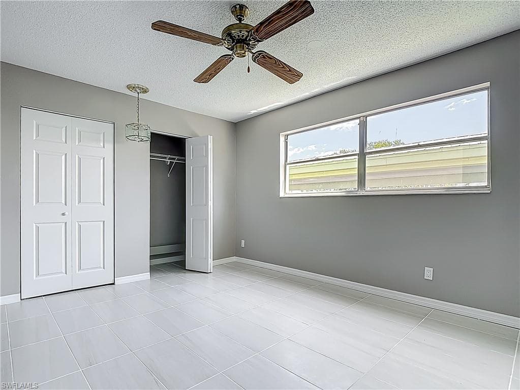 3225 Riverside Dr 63f, Fort Myers, FL 33916-22