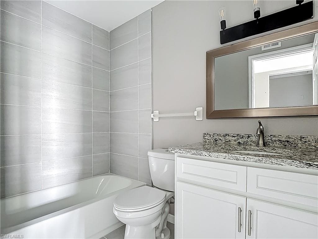 3225 Riverside Dr 63f, Fort Myers, FL 33916-25