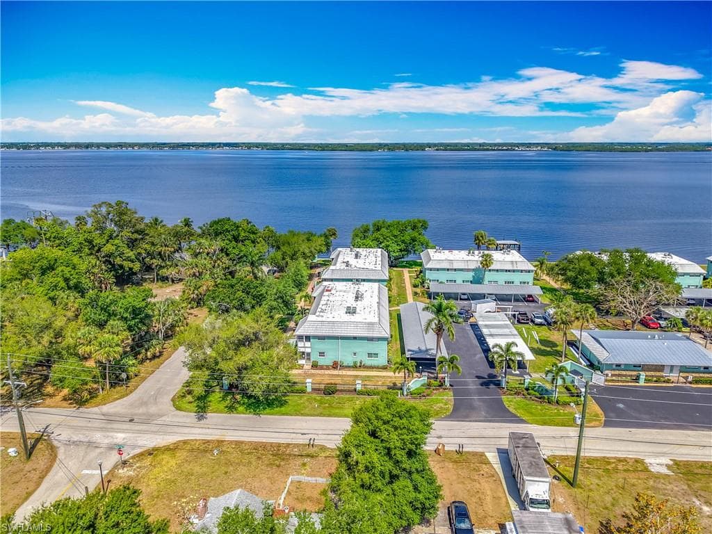 3225 Riverside Dr 63f, Fort Myers, FL 33916-28