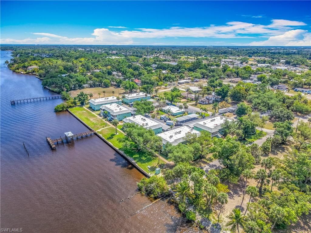 3225 Riverside Dr 63f, Fort Myers, FL 33916-29