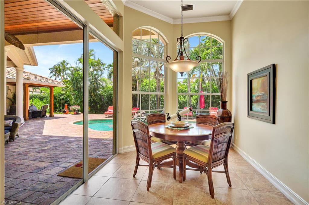 2363 Crayton Rd, Naples, FL 34103-9