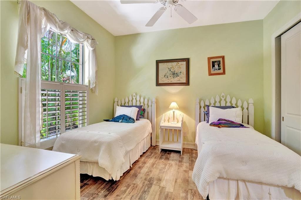 2363 Crayton Rd, Naples, FL 34103-21