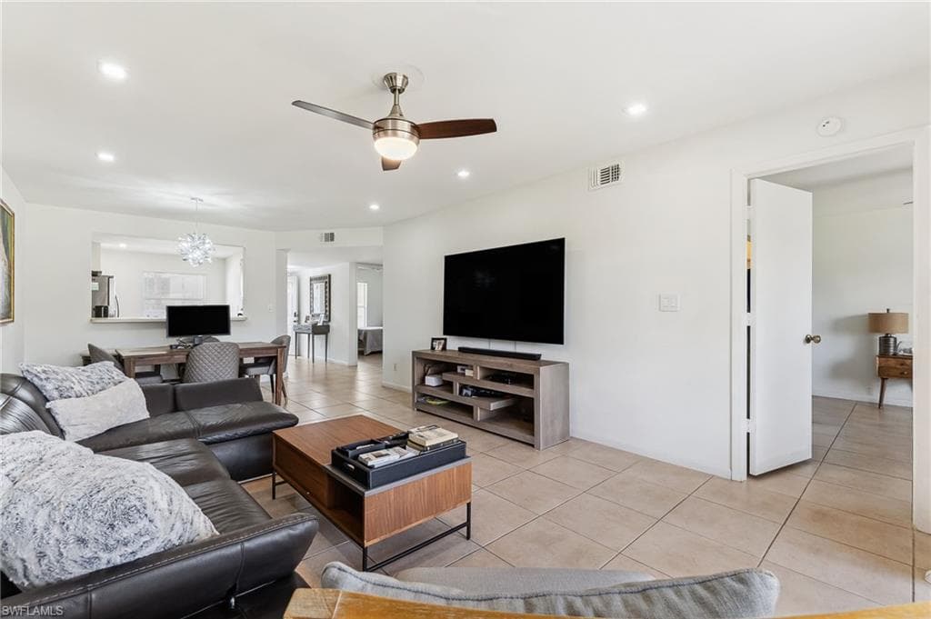 1350 Churchill Cir L102, Naples, FL 34116-11