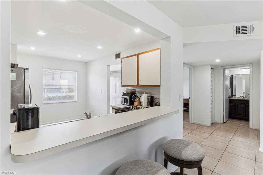 1350 Churchill Cir L102, Naples, FL 34116-5