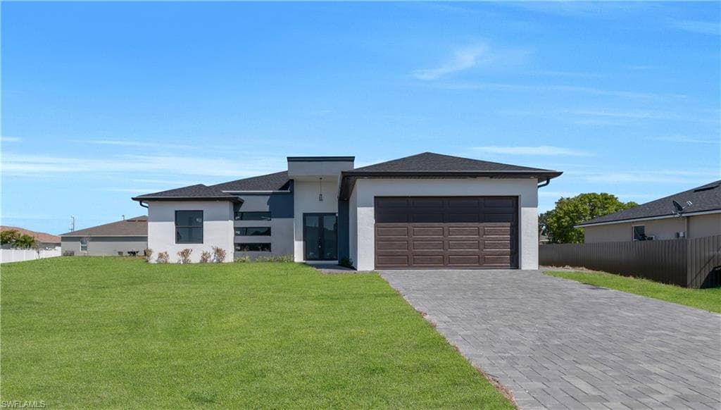 2909 6th Ave, Cape Coral, FL 33993-3