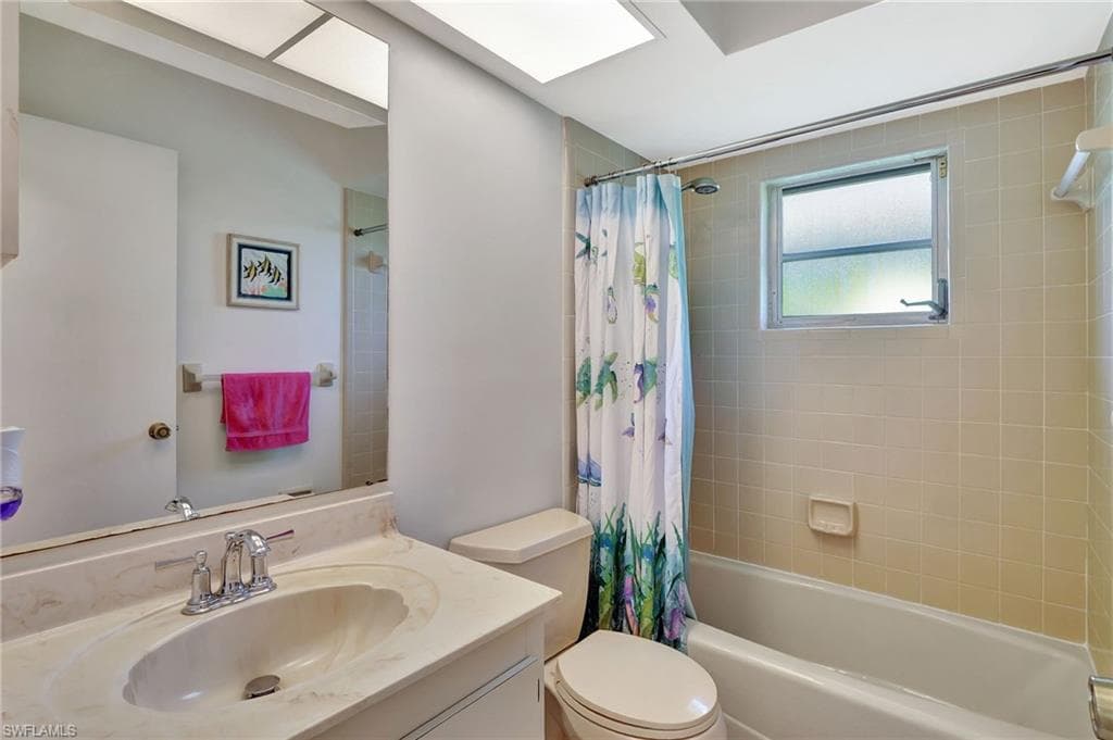 4384 Parrot Ave, Naples, FL 34104-22