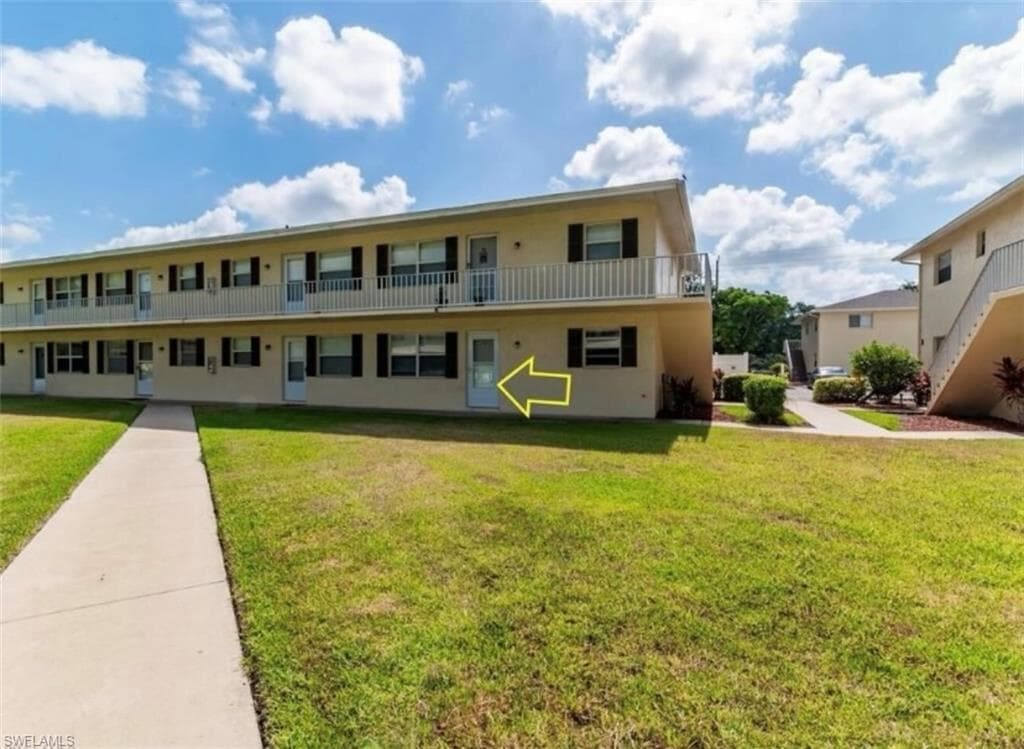 3325 Airport Rd N T1, Naples, FL 34105-2